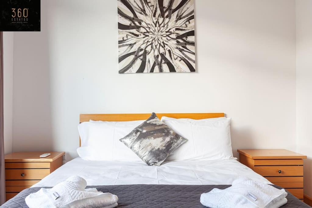Comfortable Penthouse, Served With Lift, Wifi & Ac By 360 Estates 그지라 외부 사진